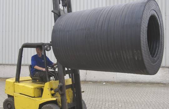 Fendertec marine fendering - Cylindrical fenders