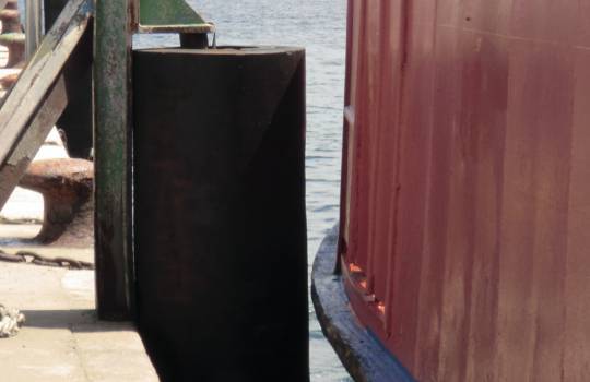 Fendertec marine fendering - Cylindrical fenders