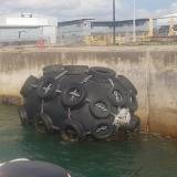 Fendertec marine fendering - Pneumatic fenders with tire net